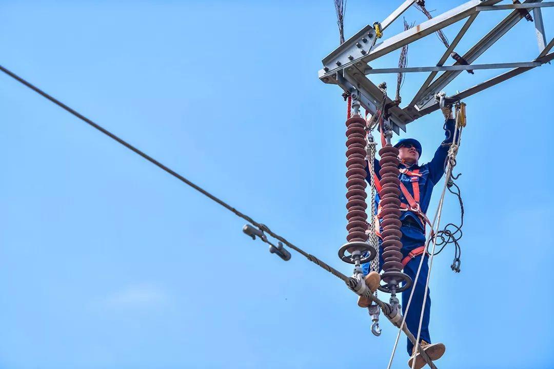 overhead-cables-application